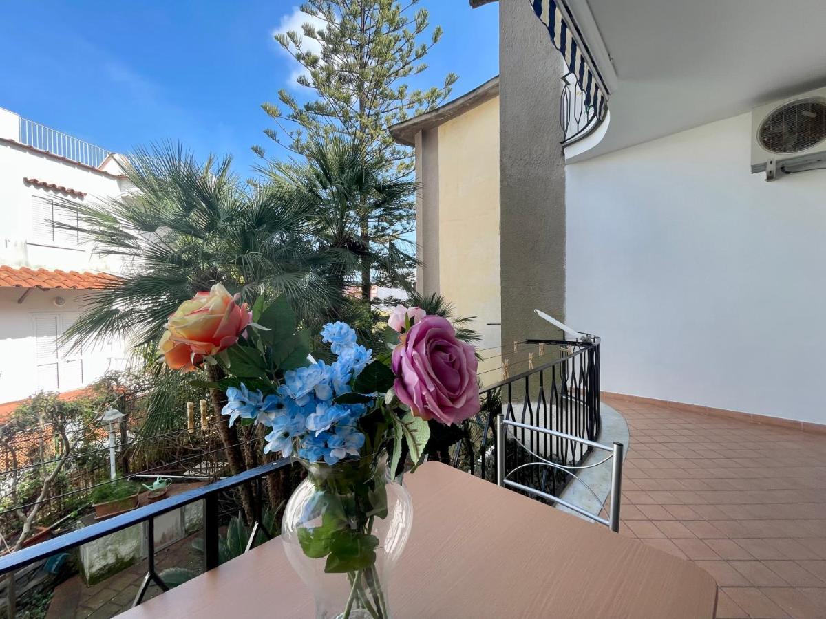 איסקיה Casa Vacanze Mariafrancesca מראה חיצוני תמונה