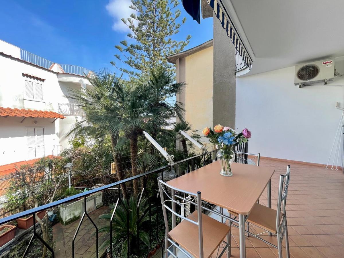 איסקיה Casa Vacanze Mariafrancesca מראה חיצוני תמונה
