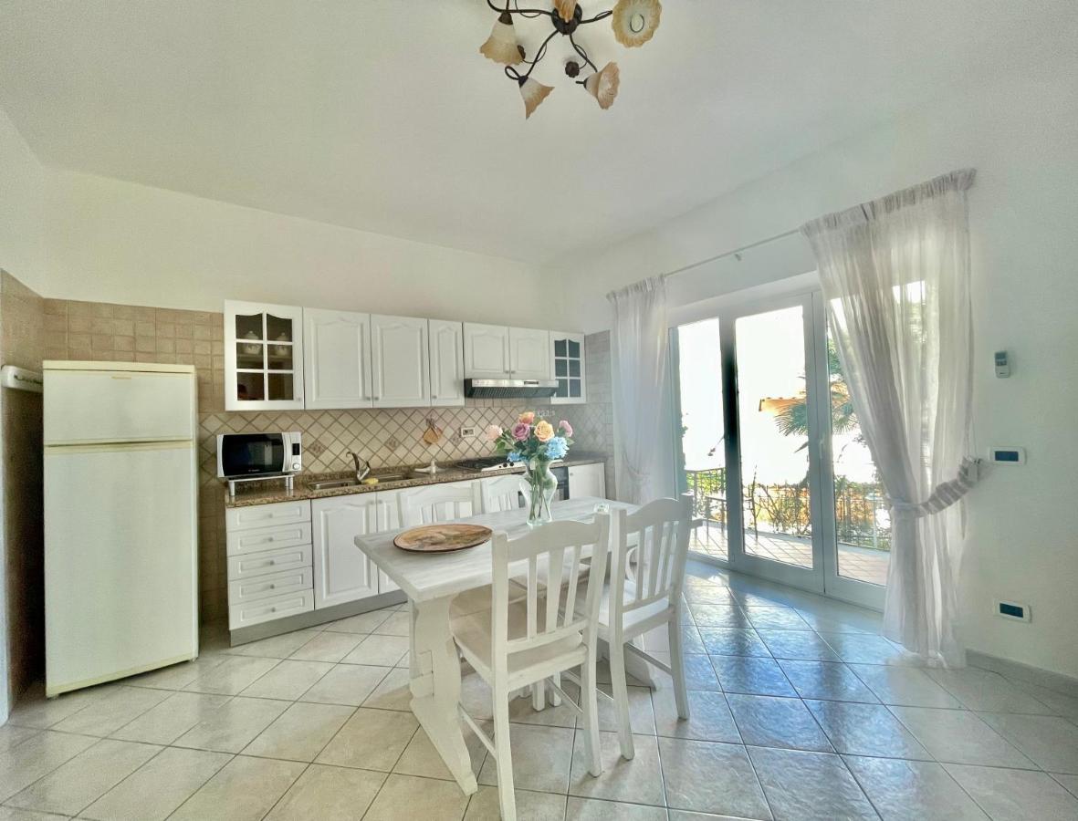 איסקיה Casa Vacanze Mariafrancesca מראה חיצוני תמונה