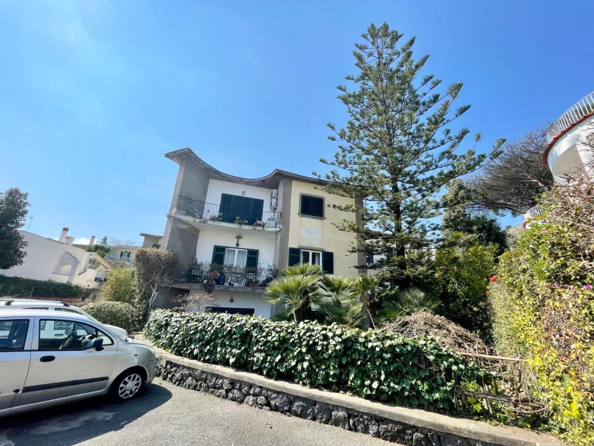 איסקיה Casa Vacanze Mariafrancesca מראה חיצוני תמונה
